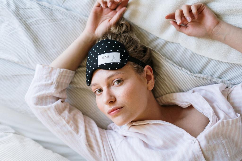Sleep and Skin: Is Your Sleep Pattern Affecting Your Skin’s Health?