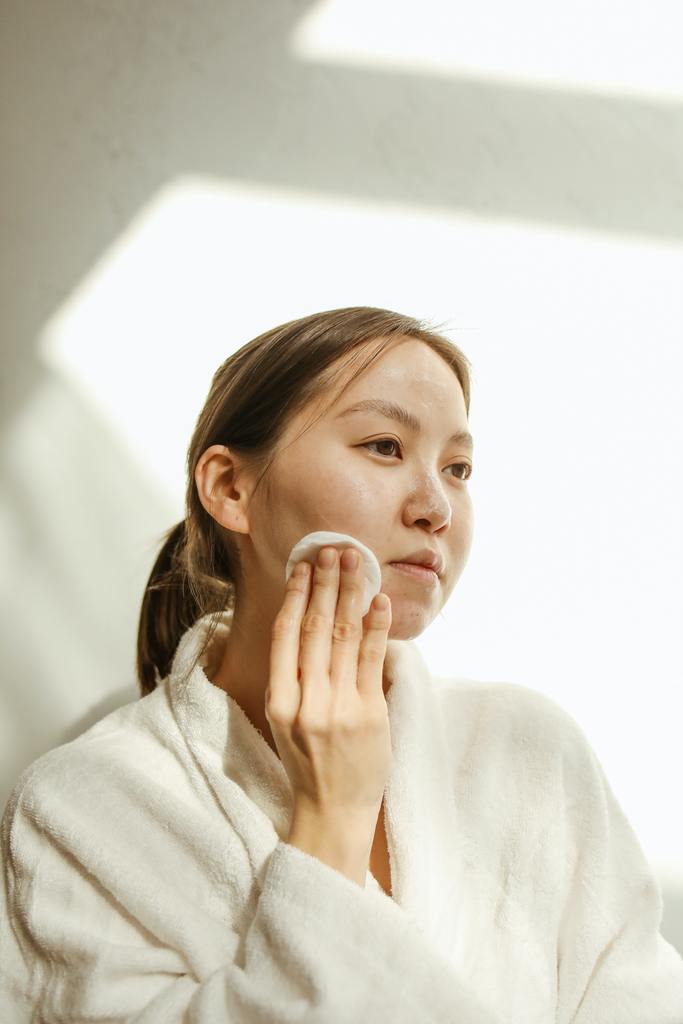 How to Safely Pop a Pimple without Getting Dark Marks